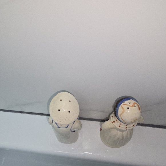 Rare Large Americana Vintage Salt and Pepper Shakers Hand Painted - Picture 6 of 8